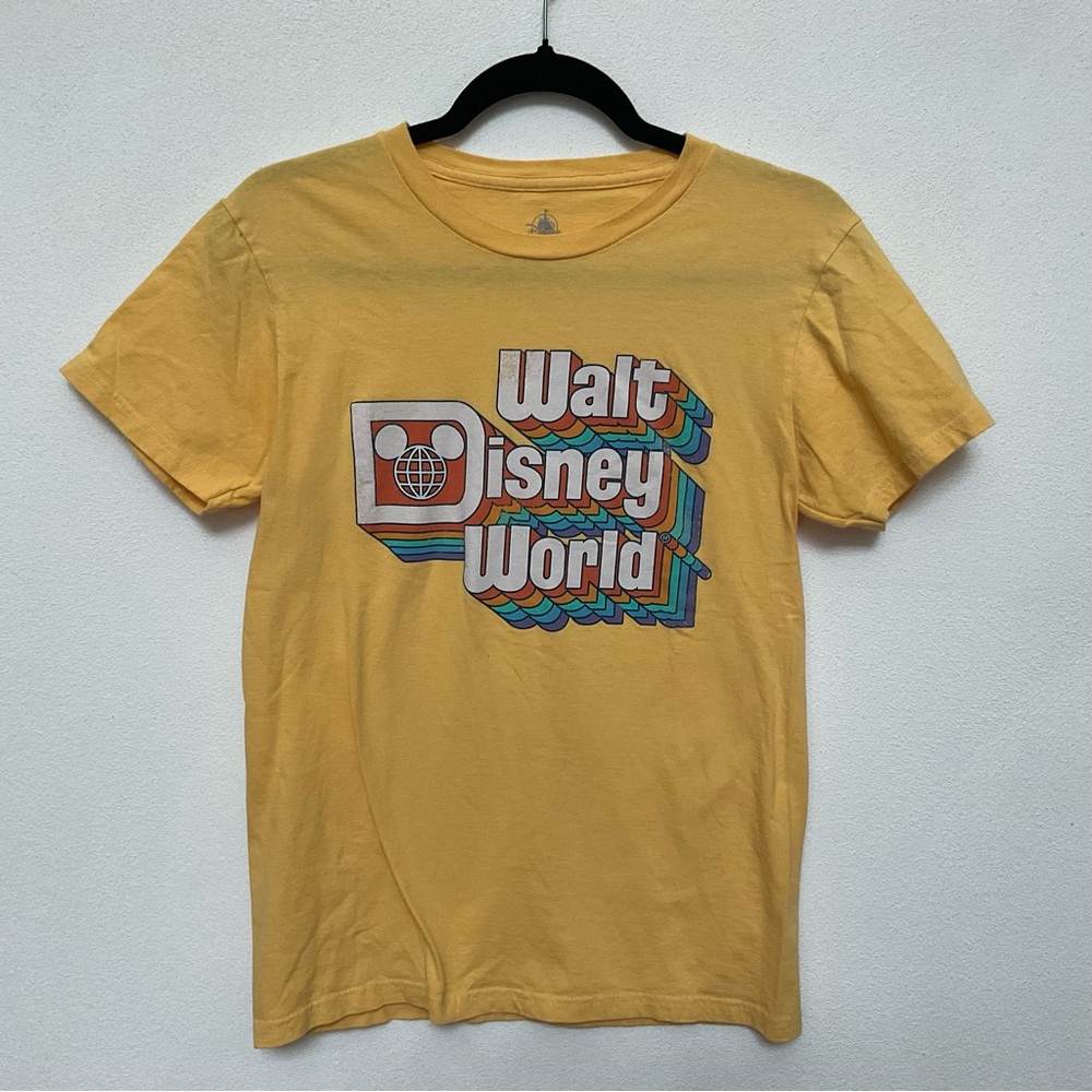 Disney Yello Walt Disney World Graphic T-Shirt Size Small Theme Park Retro
